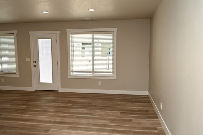 Photo - 2782 W 4140 S