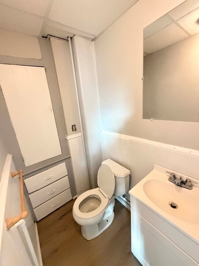 Photo - 49 Wilson Ave Unit #1