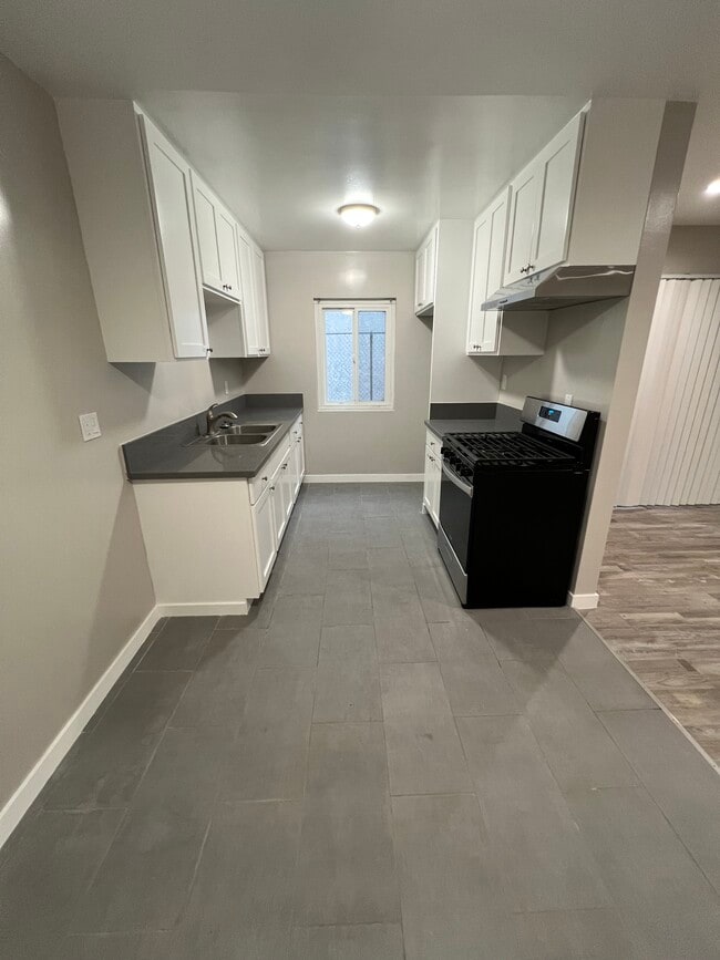 Photo - 15127 S Budlong Ave