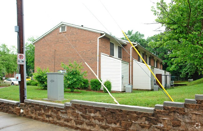 Photo - Victoria Square Apartments