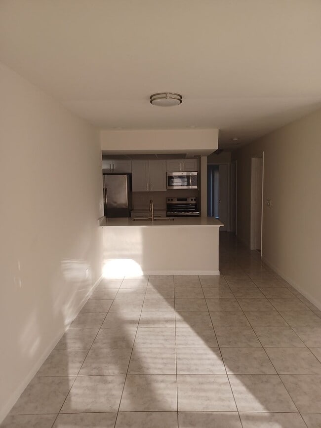 Photo - 3/2 Duplex w/ Garage.  Tenant occupied until 3/31/26. Unit 3615 Skyline Blvd