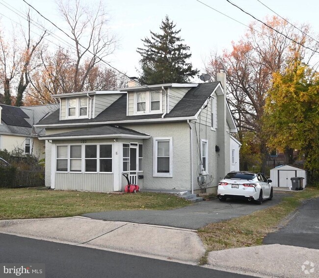 Building Photo - 310 Crabb Ave Rental