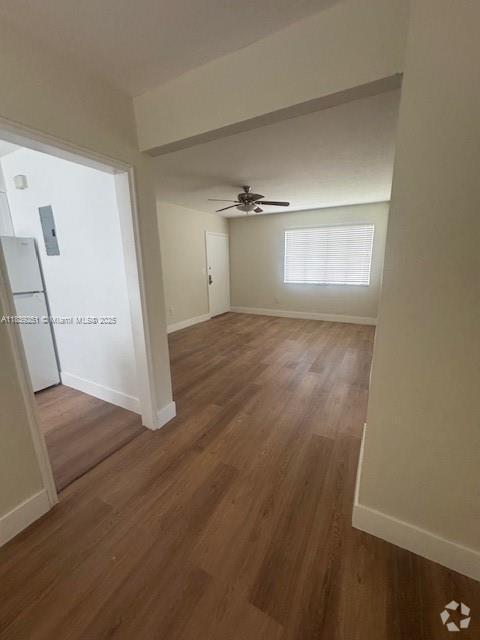 Building Photo - 618 Santander Ave Unit 3 Rental