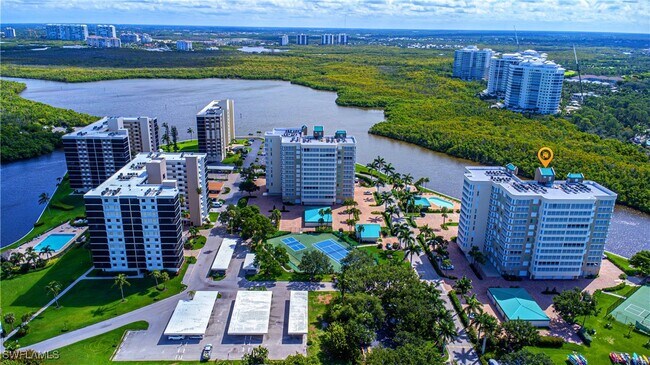25 Bluebill Ave Unit 403