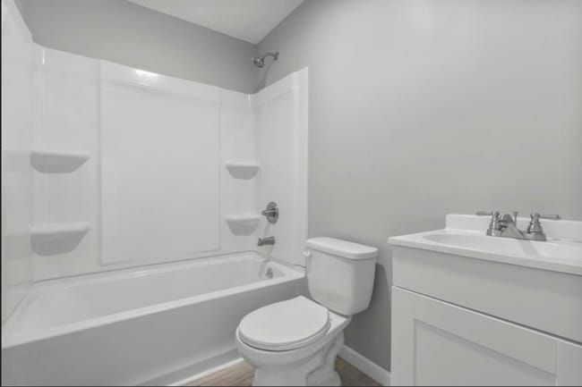 Photo - 4 Willington Ave Unit 5