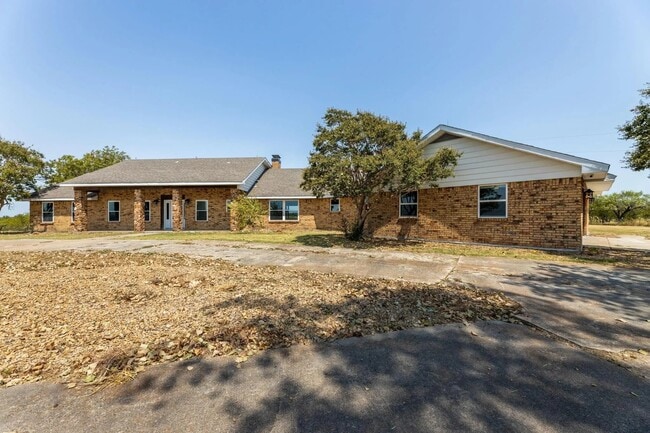 Photo - 6200 N Interstate 45 Service Rd