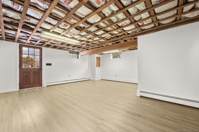 Photo - 5 Saviano Ln