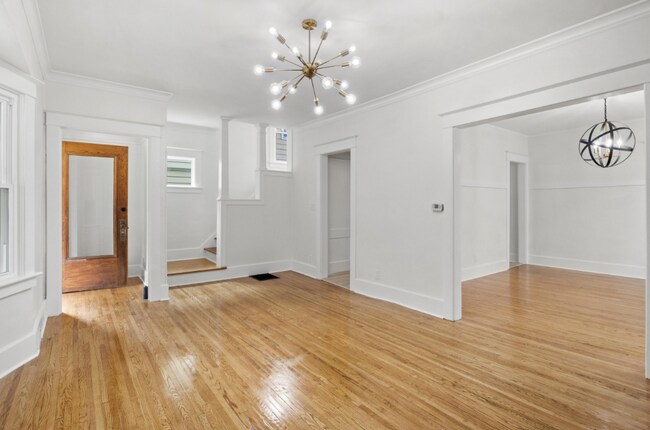 Living room - 44 Westchester Ave