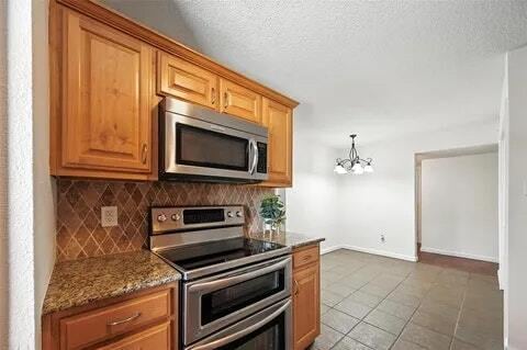 Photo - 2733 E Wentwood Dr