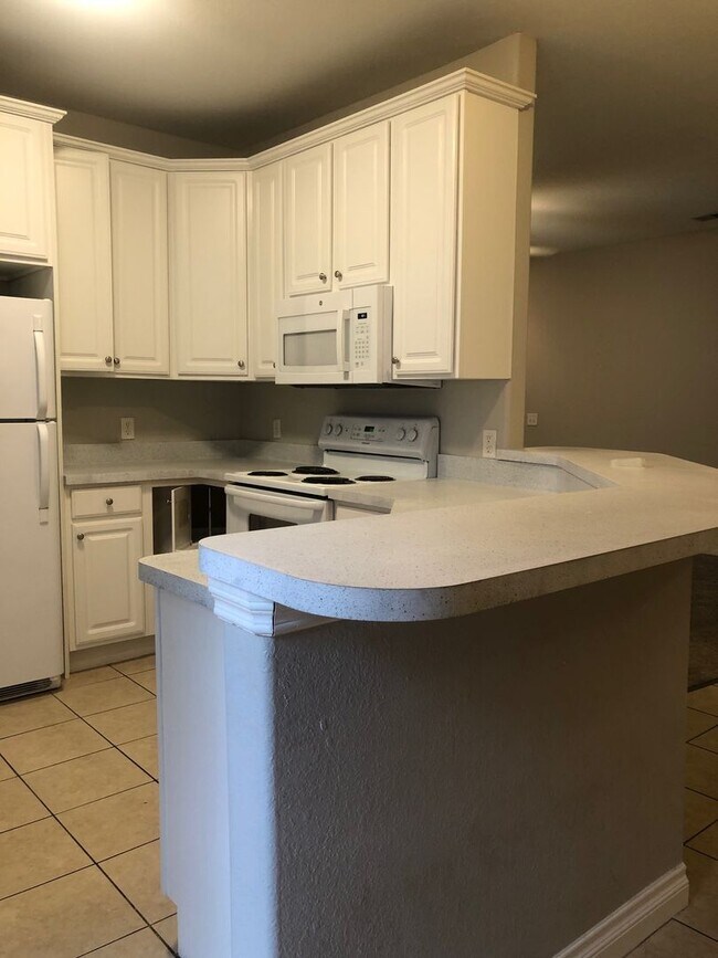 Photo - DERBY VILLAGE TOWNHOUSE