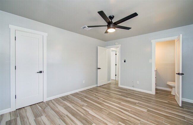 Photo - 1806 Cypress Dr