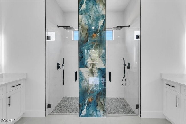 Building Photo - 6005 Queen Ave N