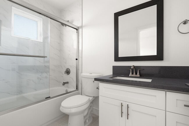 Photo - 1841 S Longwood Ave Unidad 1839