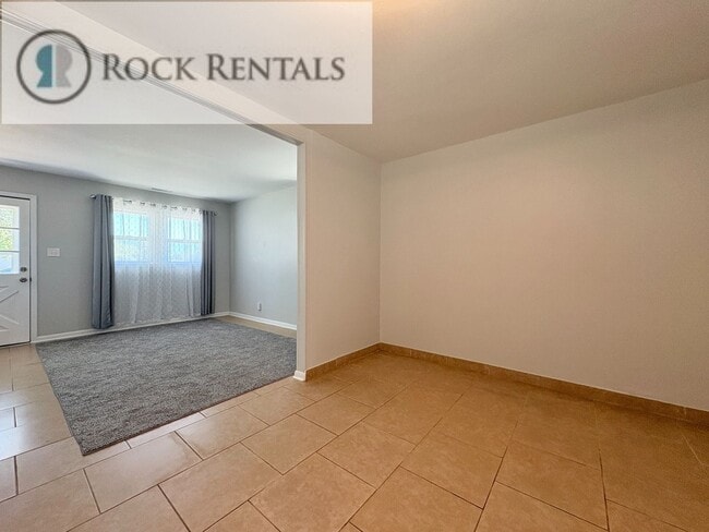 Photo - 1506 E 9th Ave