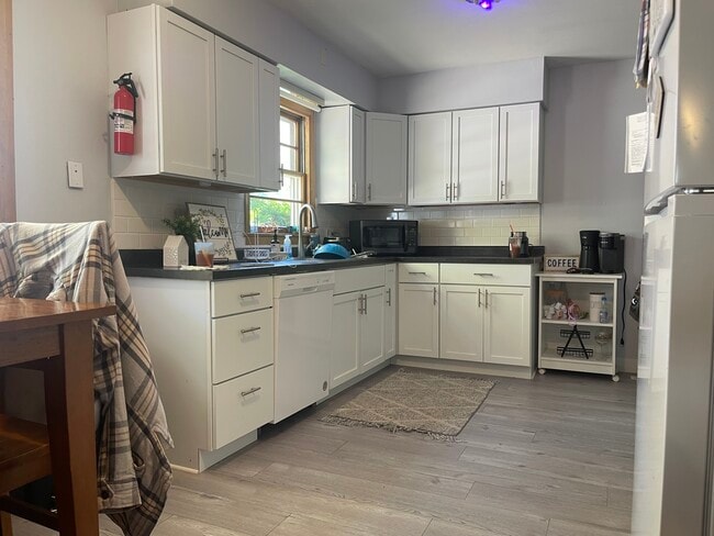 Cocina - 1228 Highland Ave