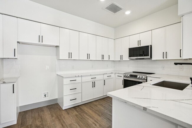 Photo - 2450 Wickersham Ln Unit 1917