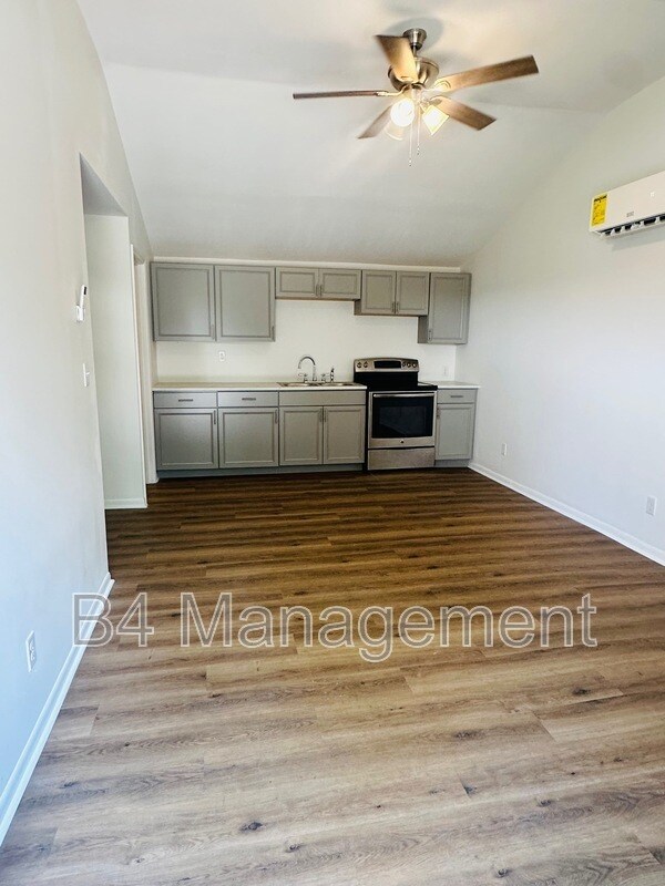 Photo - 1844 E Main St Unit D