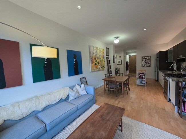 Photo - 346-354-354 Congress St Unidad 505