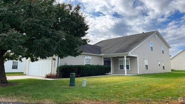 Building Photo - 9268 Tournament Dr Rental