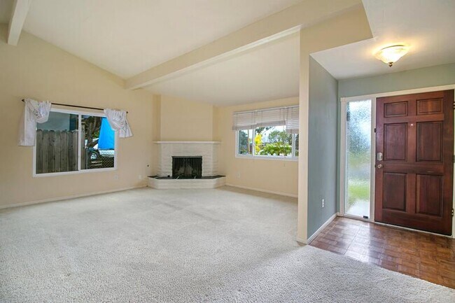 Photo - 2136 Greenbrier Dr