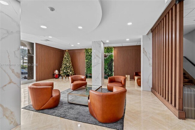 Photo - 250 174th St Unit 410