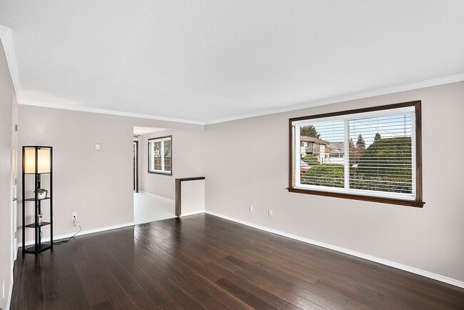 Photo - 1016 9th St SE Unit 1