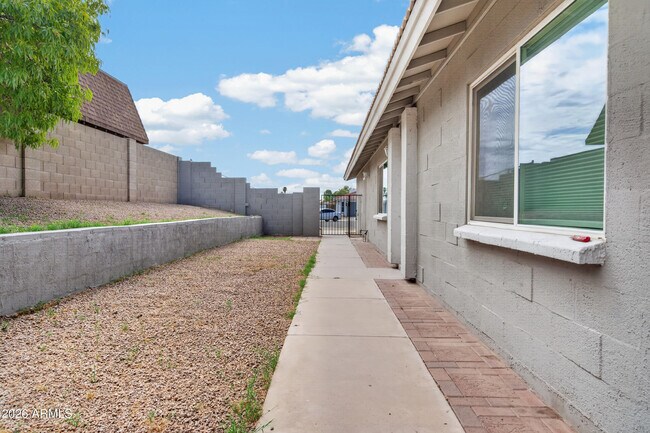 Photo - 4902 W Crocus Dr
