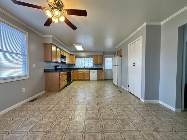 Photo - Three Bedroom Home in Battle Creek