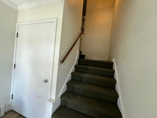 Photo - 1335 W Main St