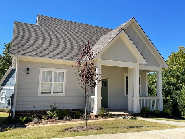 Building Photo - 2BD / 2BA FOR RENT