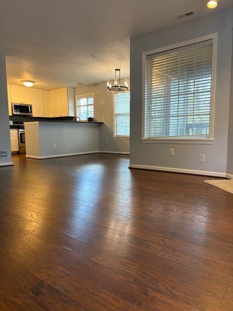 Photo - 3020 Barclay Way