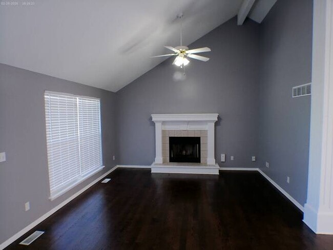 Photo - Amazing 4 bedrooms and 2.5 baths raised ranch located in High Ridge Manor on N Winchester Ave in ...