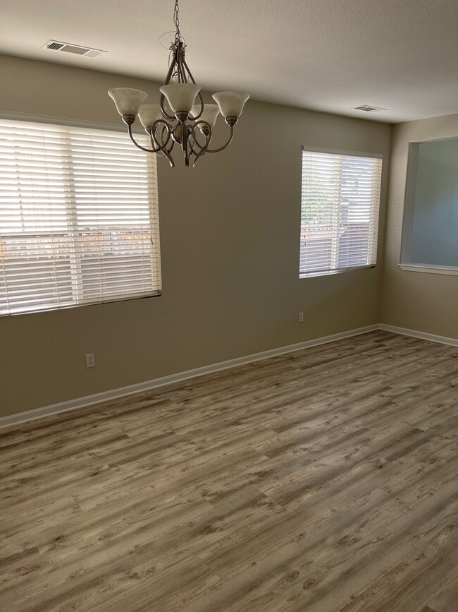 Photo - 5419 Benttree Way