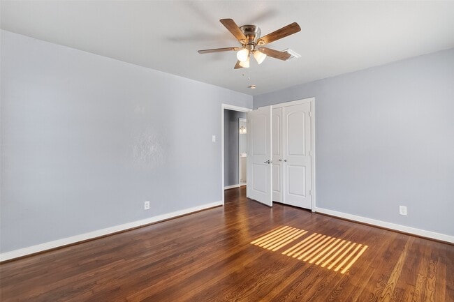 Photo - 1205 Alpha Dr