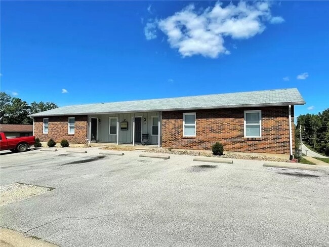 101P Granada Dr