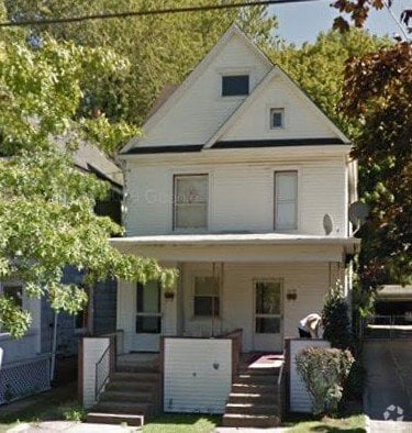 Building Photo - 1037/1039 W 10th Rental