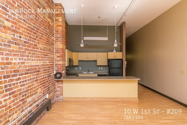 Photo - 10 W 1st St Unit #209