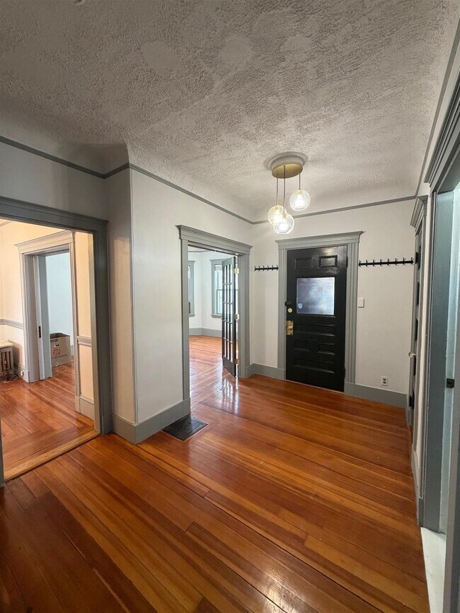 Photo - 27 Gilman Ter Unidad 1