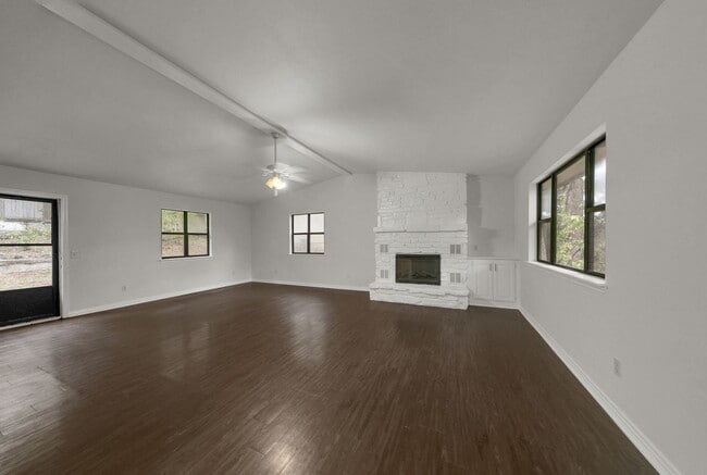 Building Photo - 56 Billingsly Rental