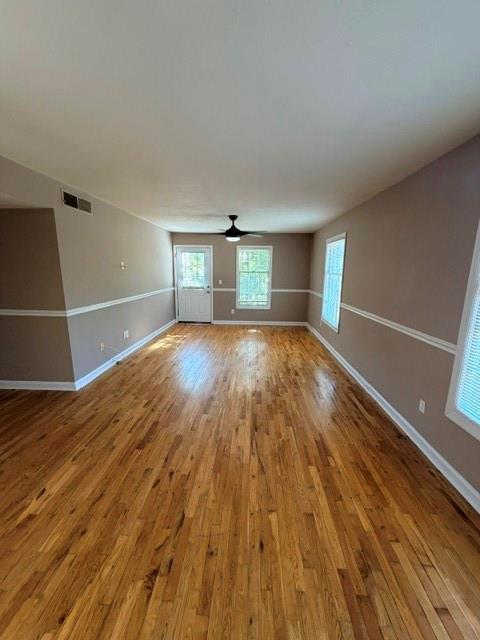 Photo - 3097 Colonial Way