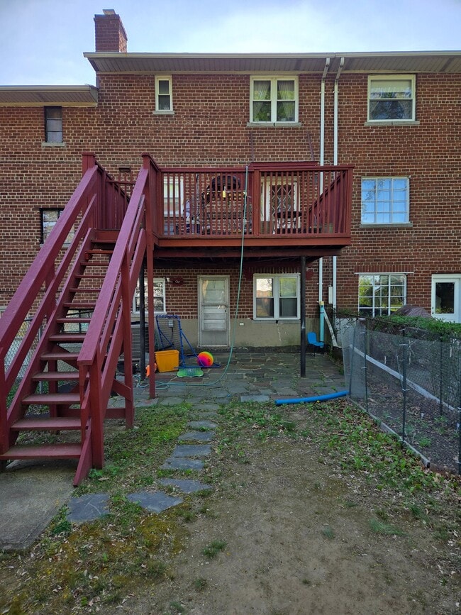 552 Manor Ridge Rd