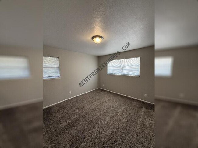 Photo - 5609 NW 58th St