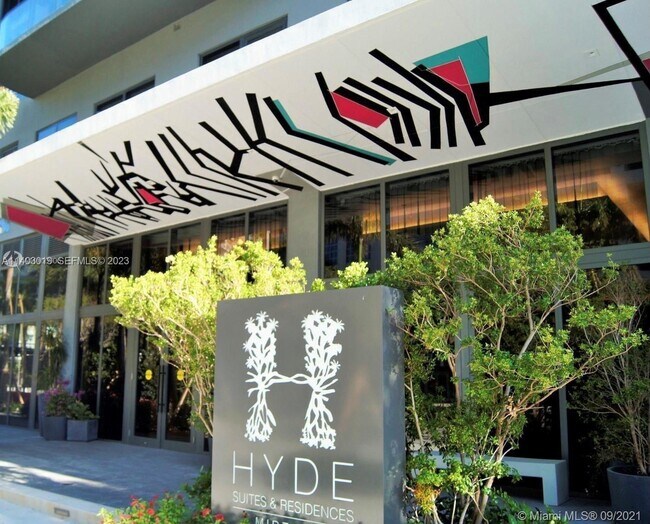 Photo - 121 NE 34th St Unit L302