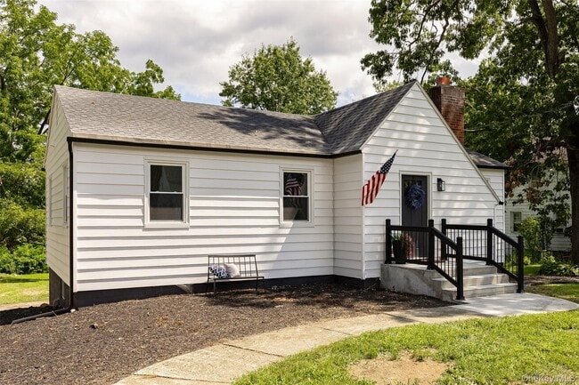 Photo - 34 Lakeview Ave