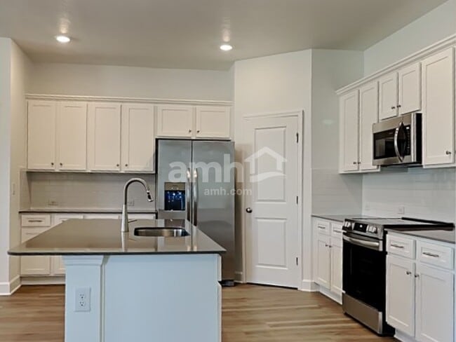 Photo - 37703 Dusty Saddle Ln