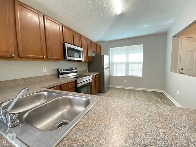 Photo - 11053 Campus Heights Ln