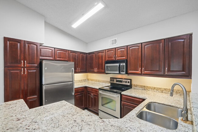 Photo - 7640 Westwood Dr Apartment