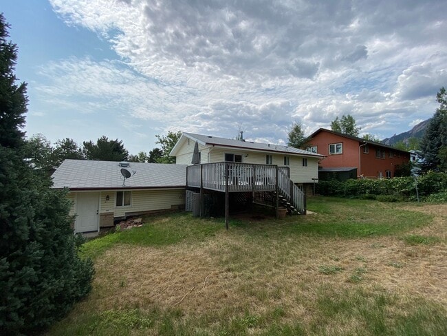 Photo - 4 Bed 2 Bath Home In South Boulder.  Devils Thumb Neighborhood!