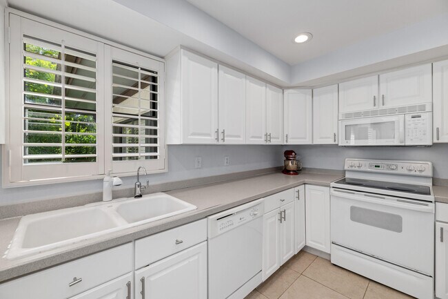 Photo - 13362 Polo Rd W Unit B102