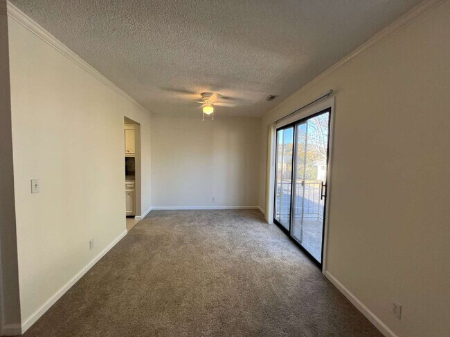 Photo - 764 Fox Ridge Dr